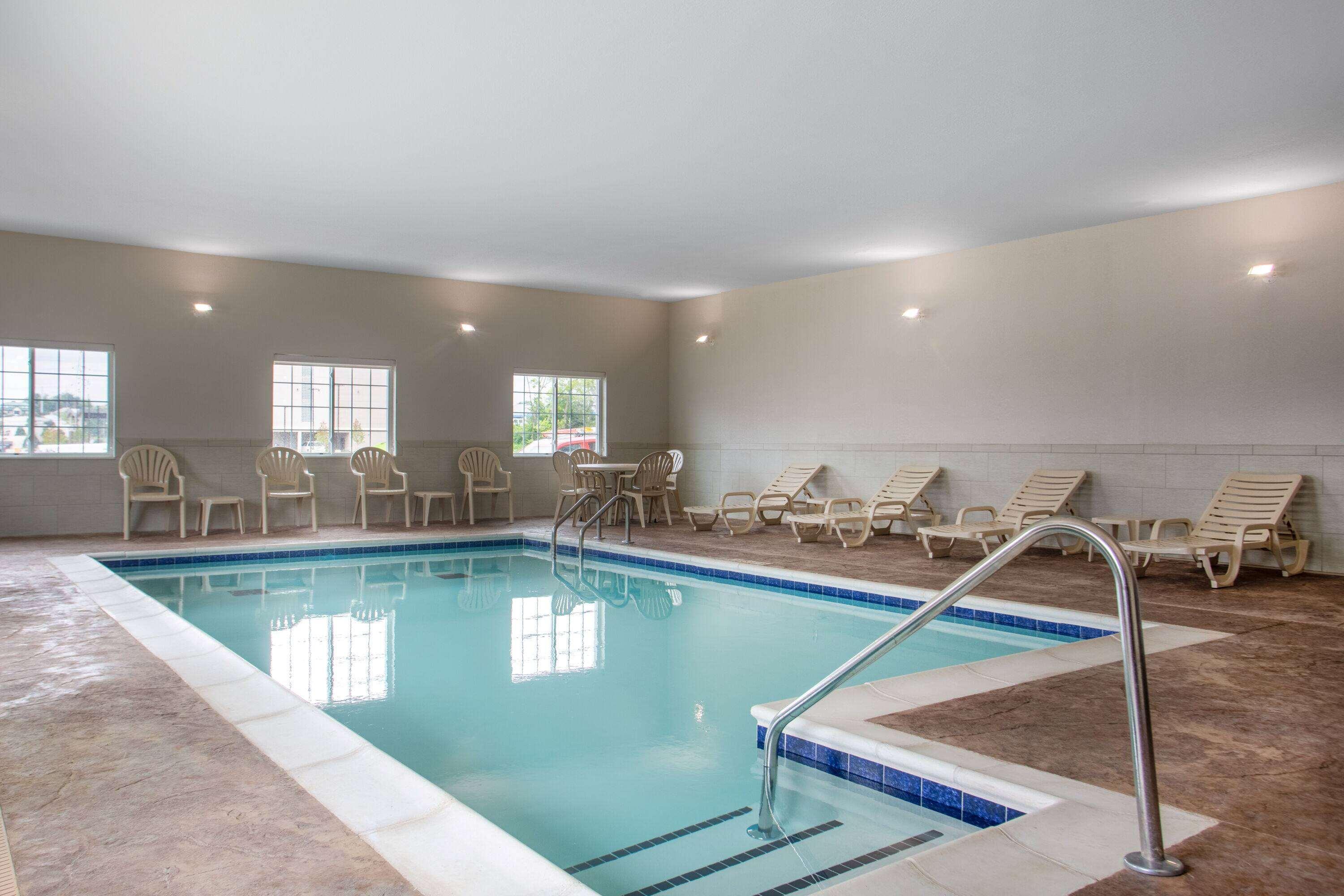 Microtel Inn & Suites By Wyndham Liberty/Ne Kansas City Area Bagian luar foto